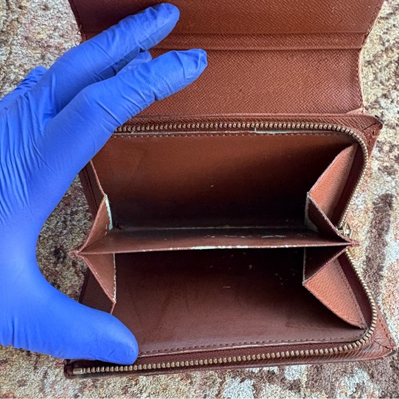 Louis Vuitton Monogram Canvas Porte Tresor Wallet - Picture 8 of 16